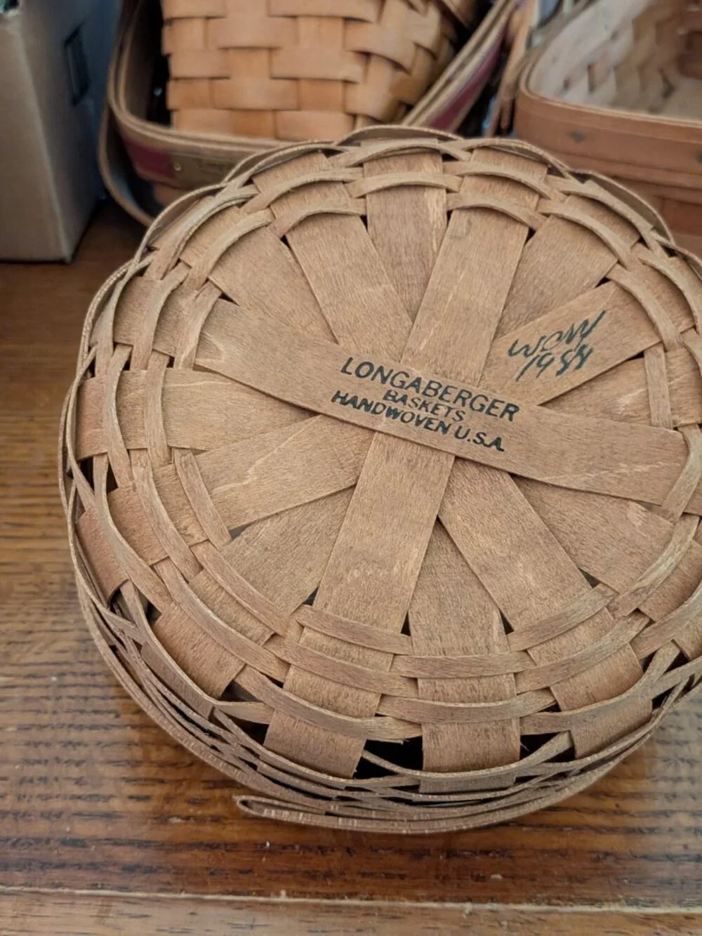1988 Longaberger Button Basket w/2 Leather Handles 7